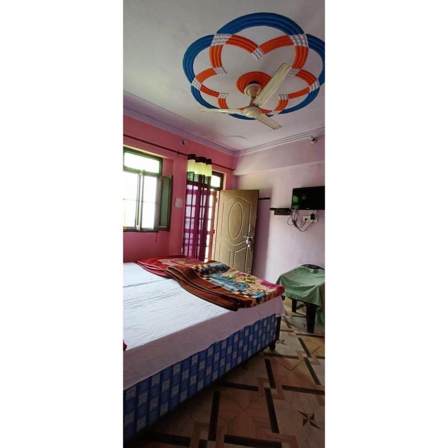 Astha Guest House Gopeshwar Экстерьер фото