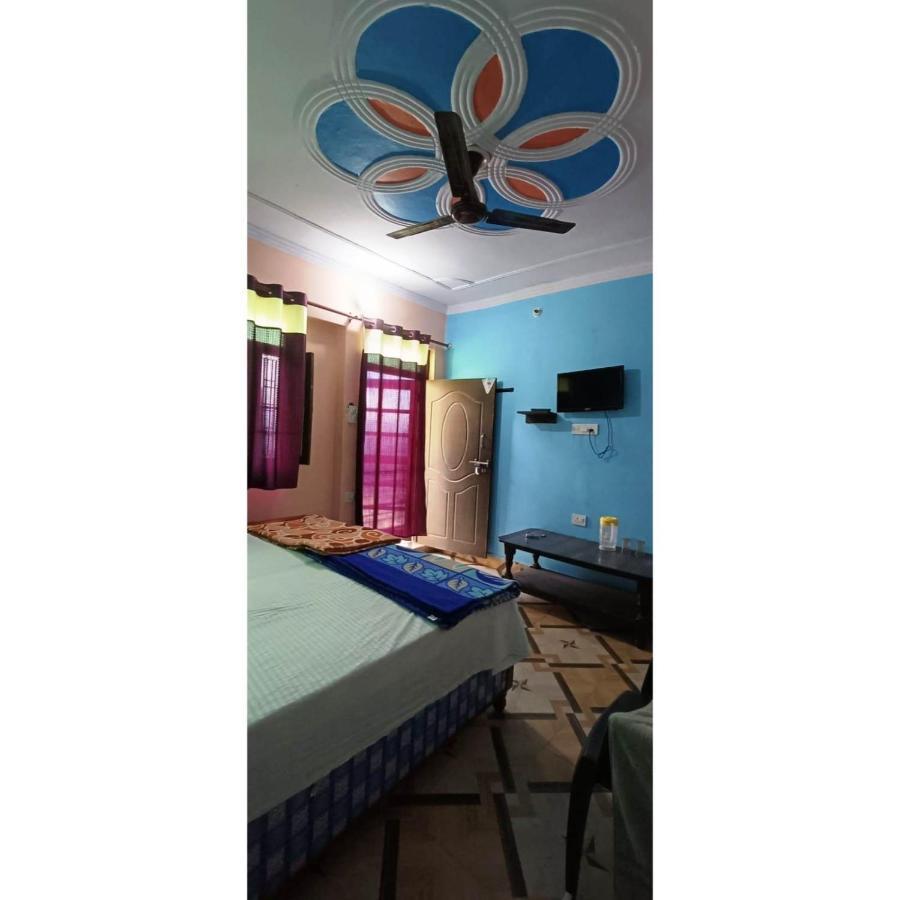 Astha Guest House Gopeshwar Экстерьер фото