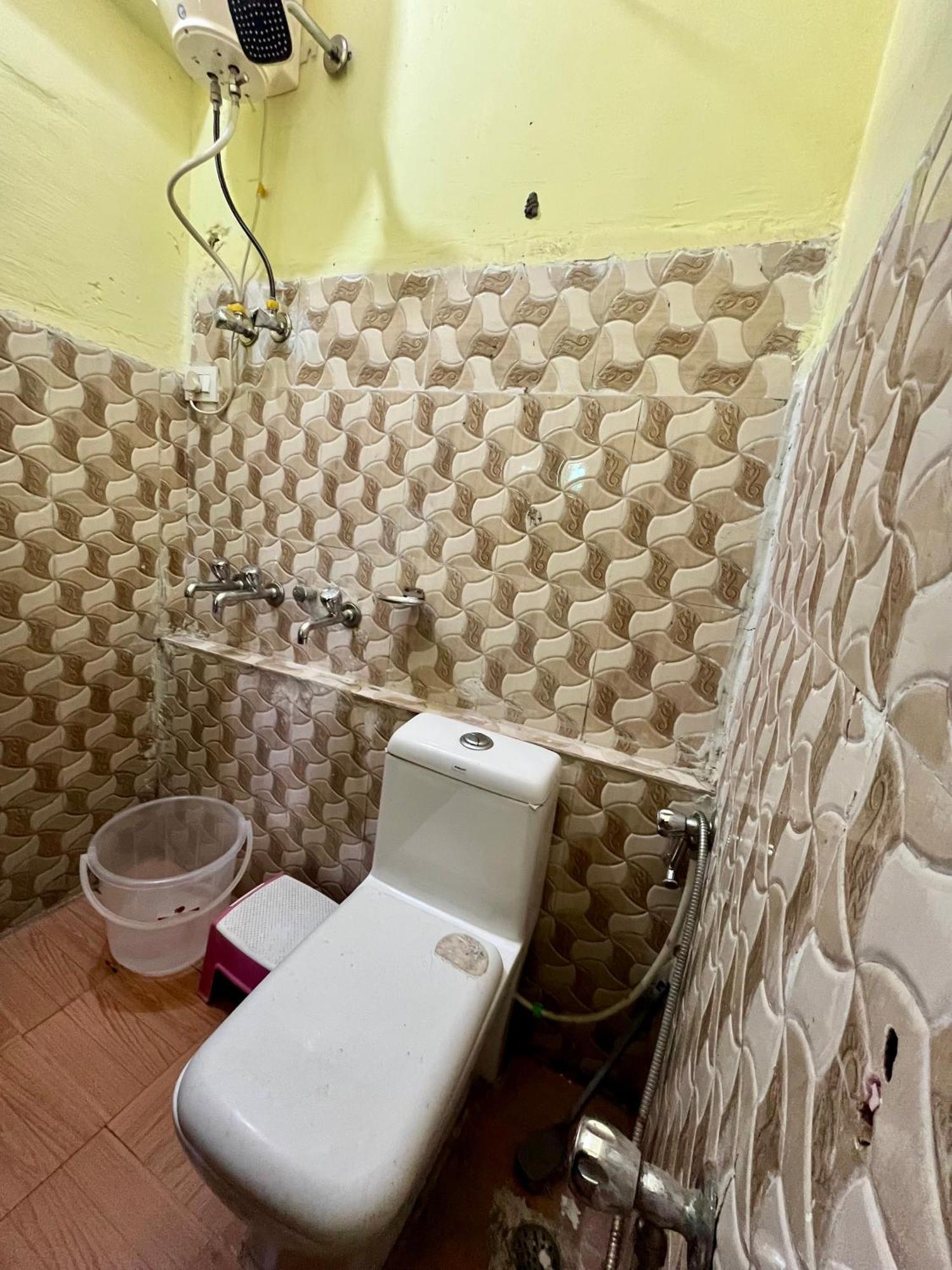 Astha Guest House Gopeshwar Экстерьер фото