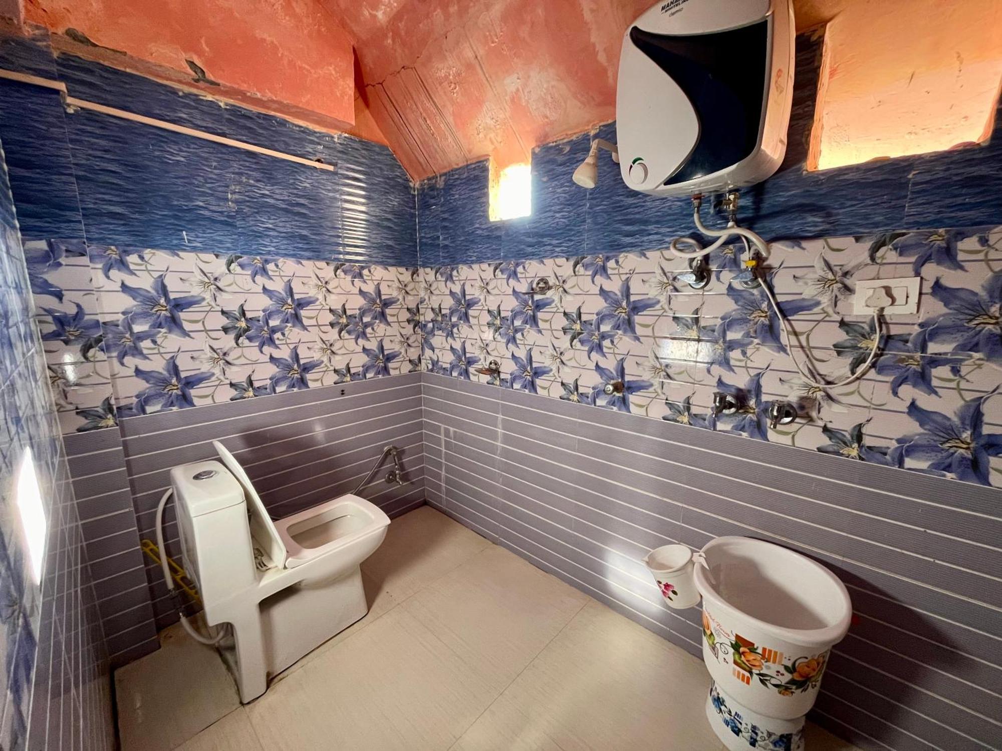 Astha Guest House Gopeshwar Экстерьер фото